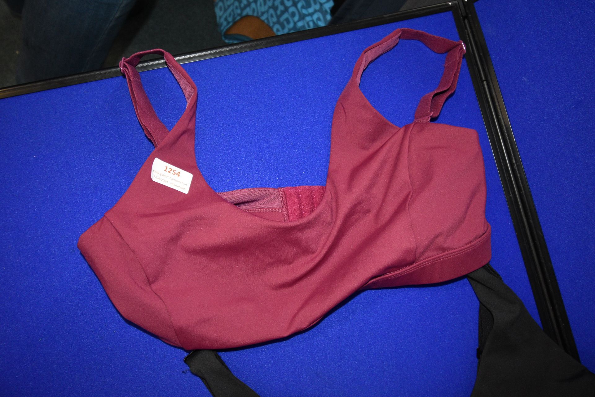 *Lole Sports Bra Size: M