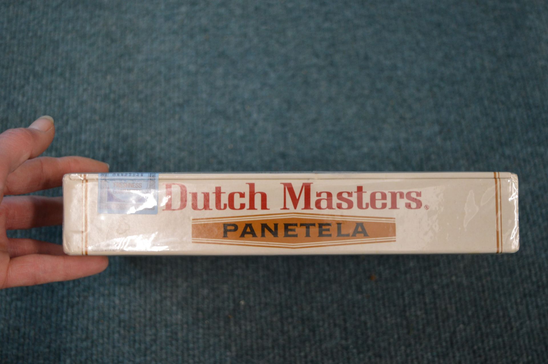 Unopened Box of 50 Dutch Masters Panatella Vintage - Image 2 of 3