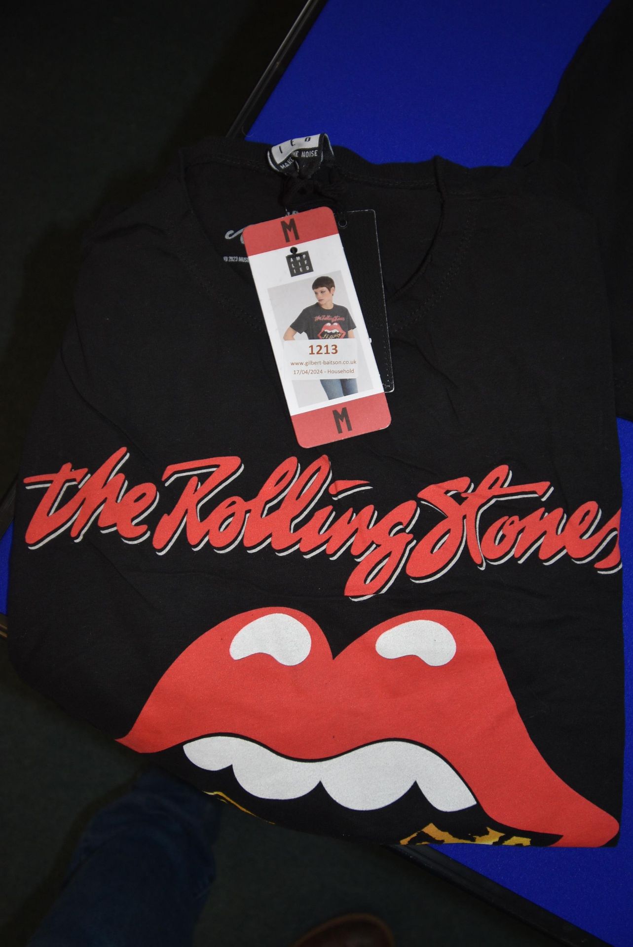 *Rolling Stones T-Shirt Size: M