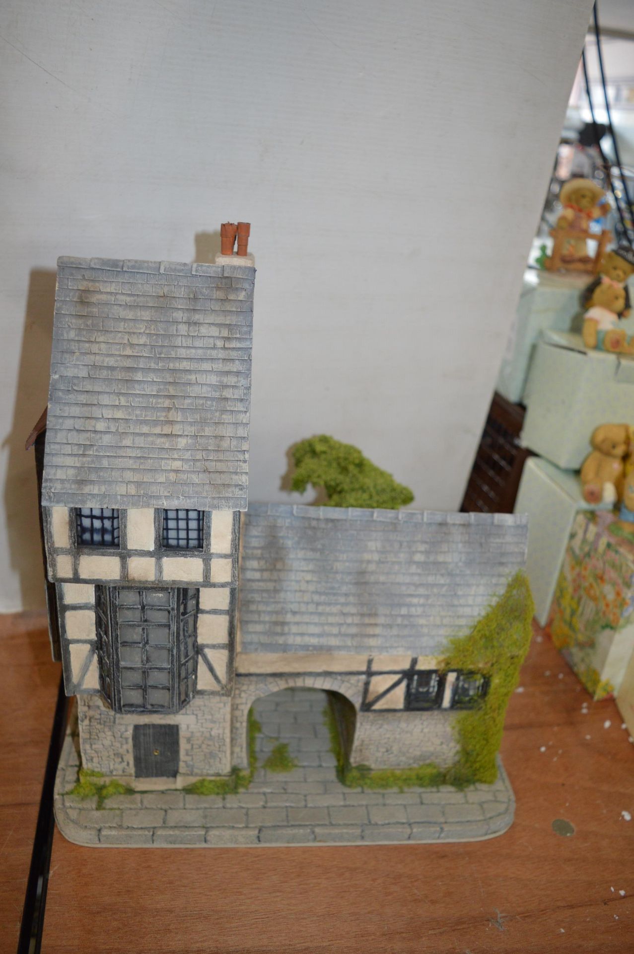 Scratch Built Model Medieval Gatehouse - Image 3 of 3