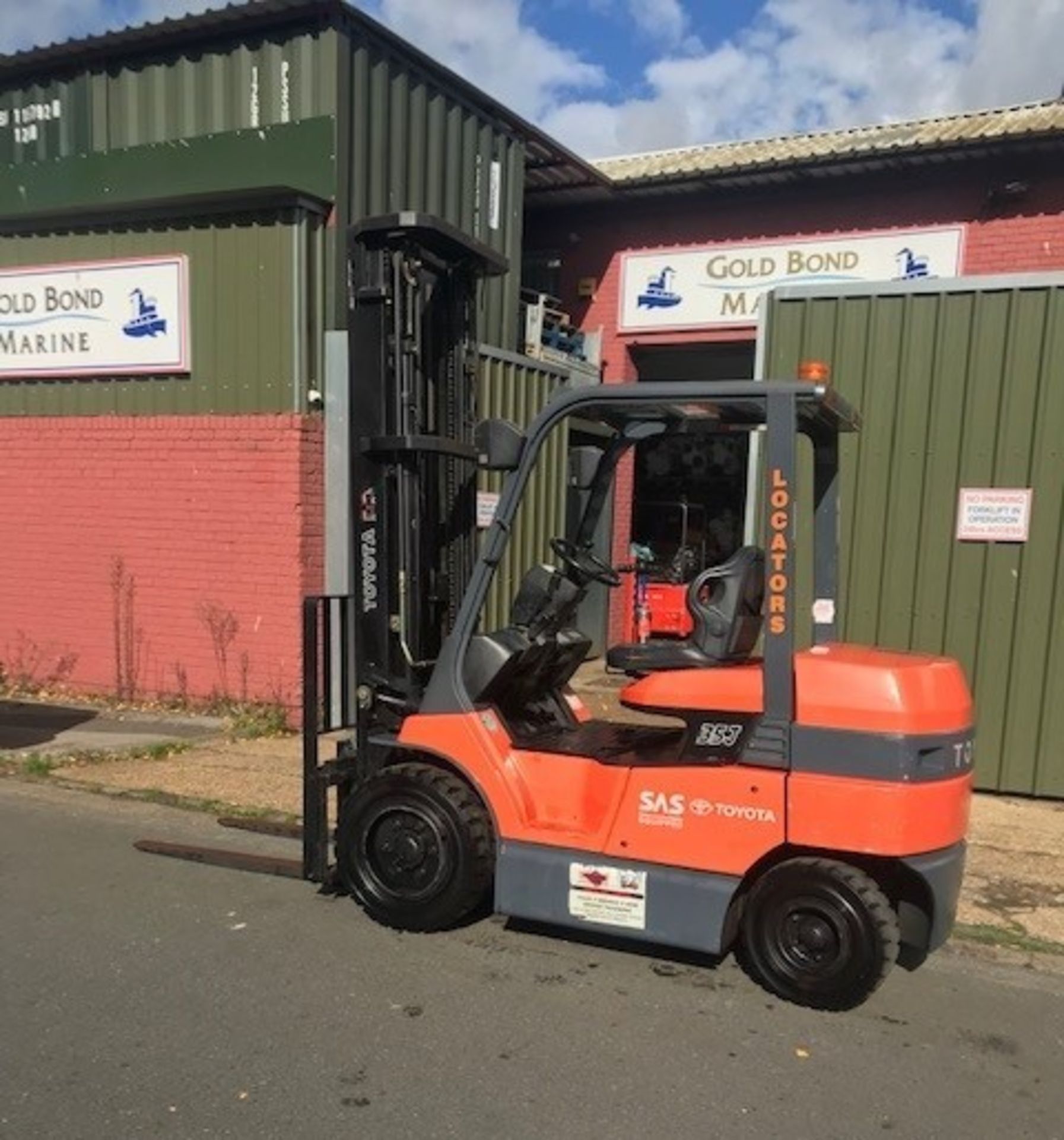 Forklift: Toyota 3.5Ton Electric 2030Hours - Image 4 of 13