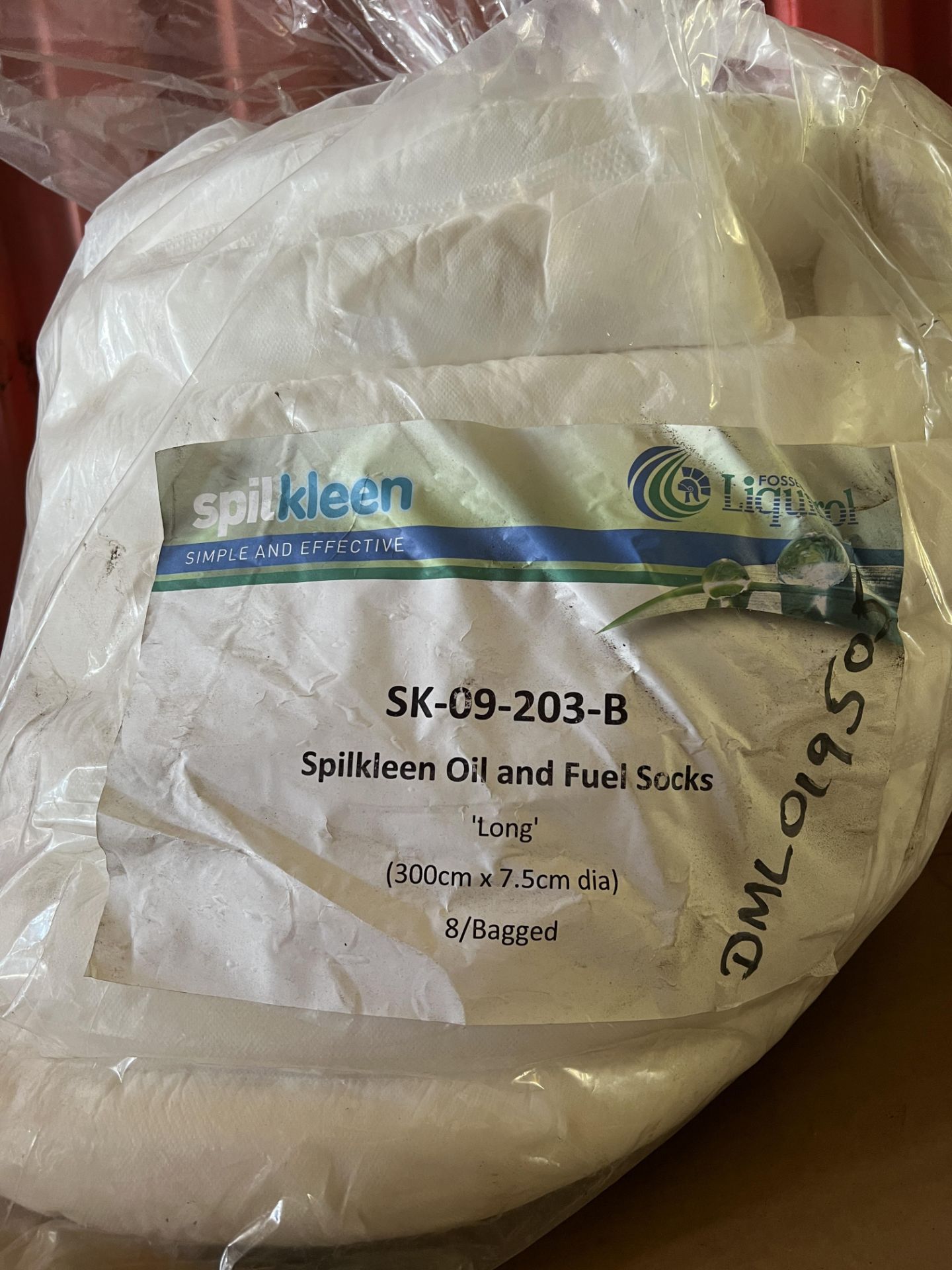Oil and Fuel socks: Spilkleen, Size 300x 7.5cm, - Image 2 of 2
