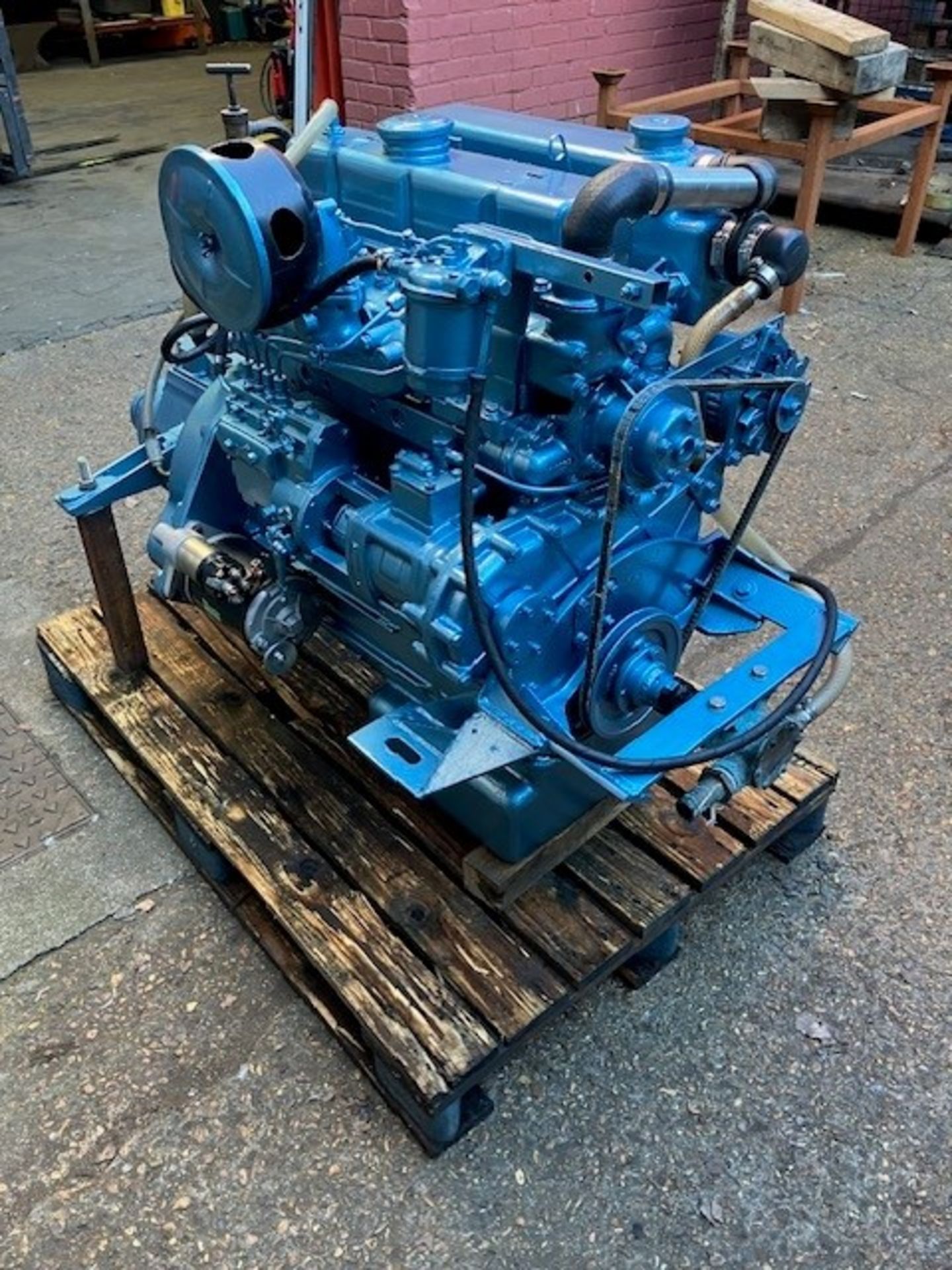 Leyland/ JCB 498 Marine Diesel engine c/w Gearbox - Image 6 of 9