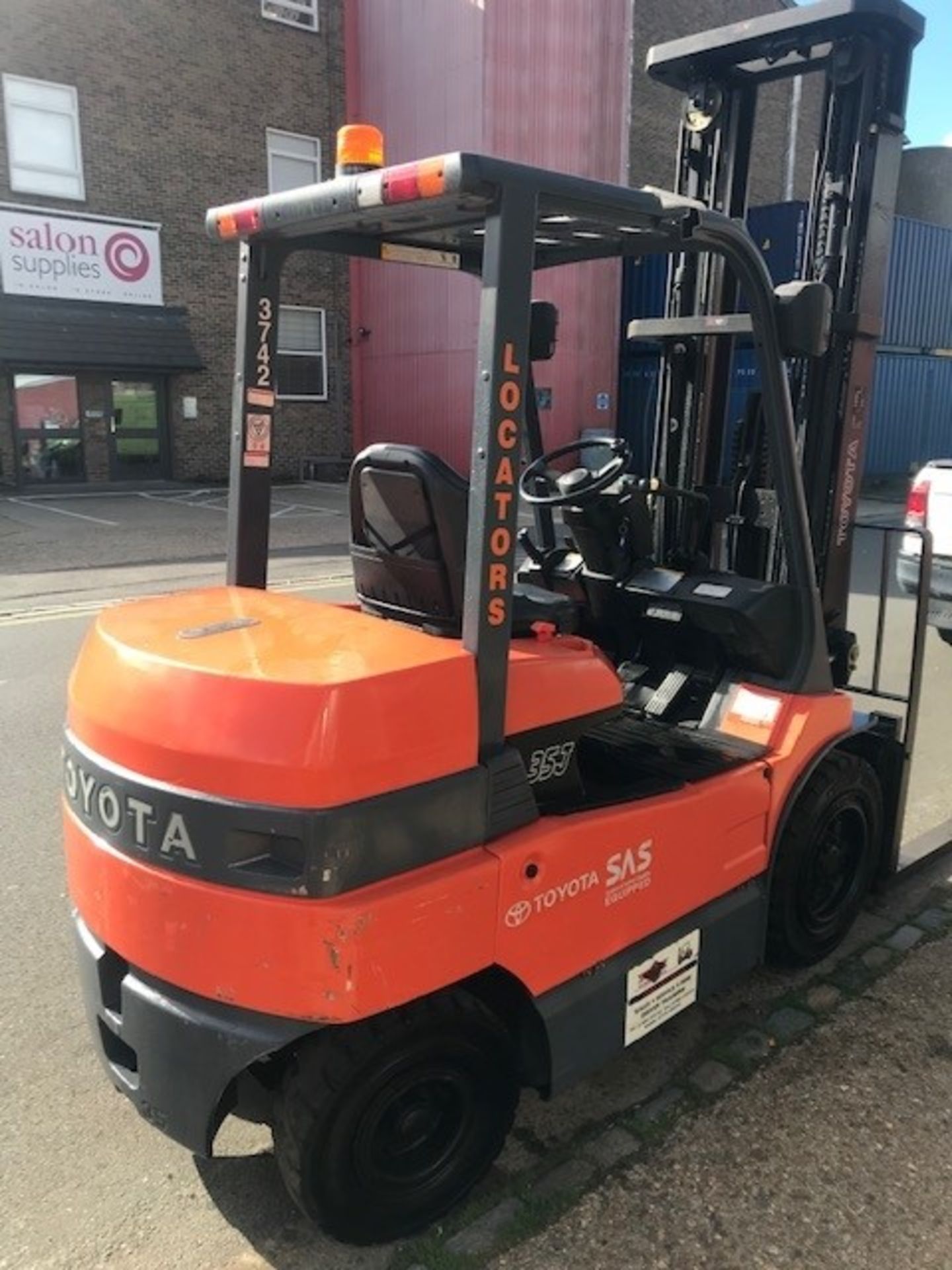 Forklift: Toyota 3.5Ton Electric 2030Hours - Image 5 of 13