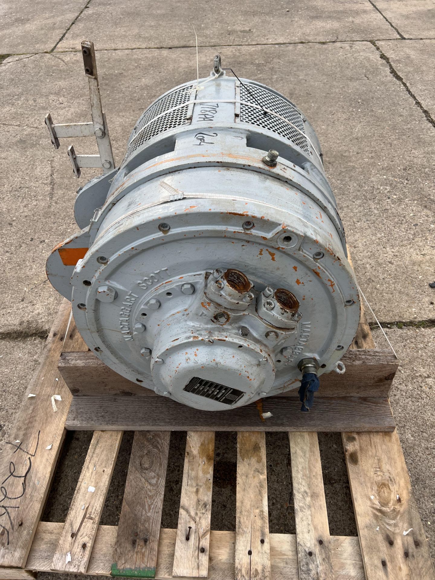 Hydraulic Winch 2Ton - Image 4 of 6