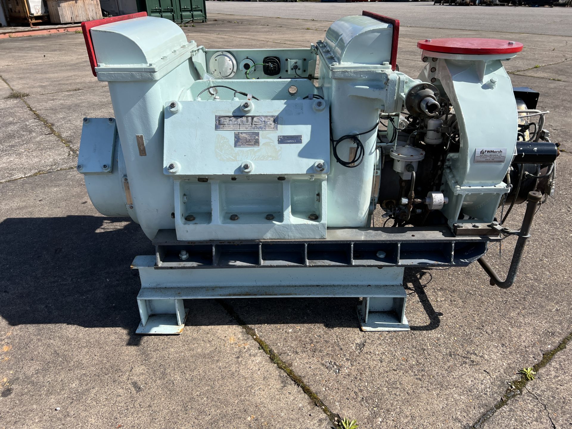 Generator: 75Kva Continuous 82Kva Standby Gas Turbine