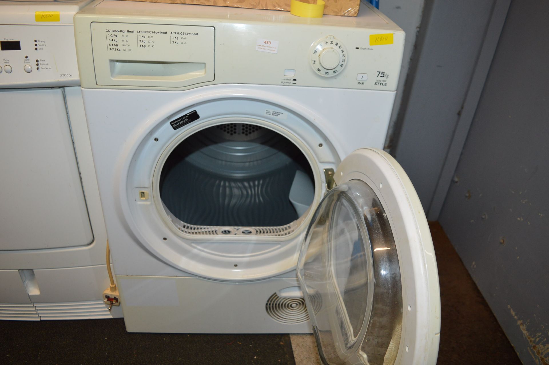 Hotpoint 7.5kg Condenser Dryer - Image 2 of 2