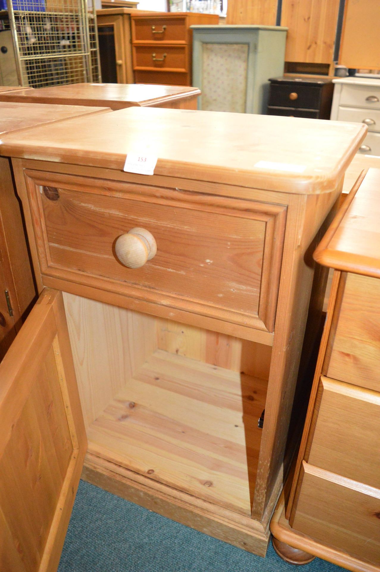 Solid Pine Bedside Cabinet - Bild 2 aus 2