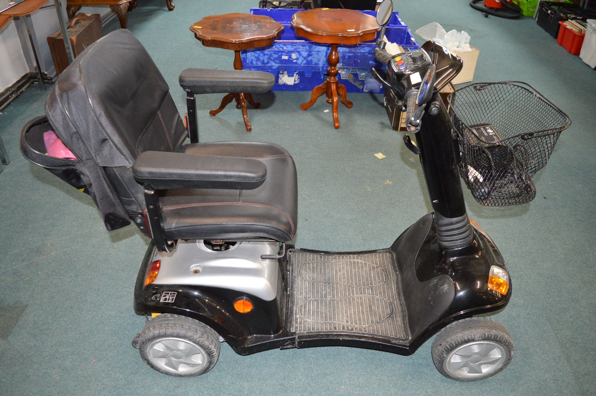 Kymco Super 8 Mobility Scooter (working condition, - Image 4 of 4