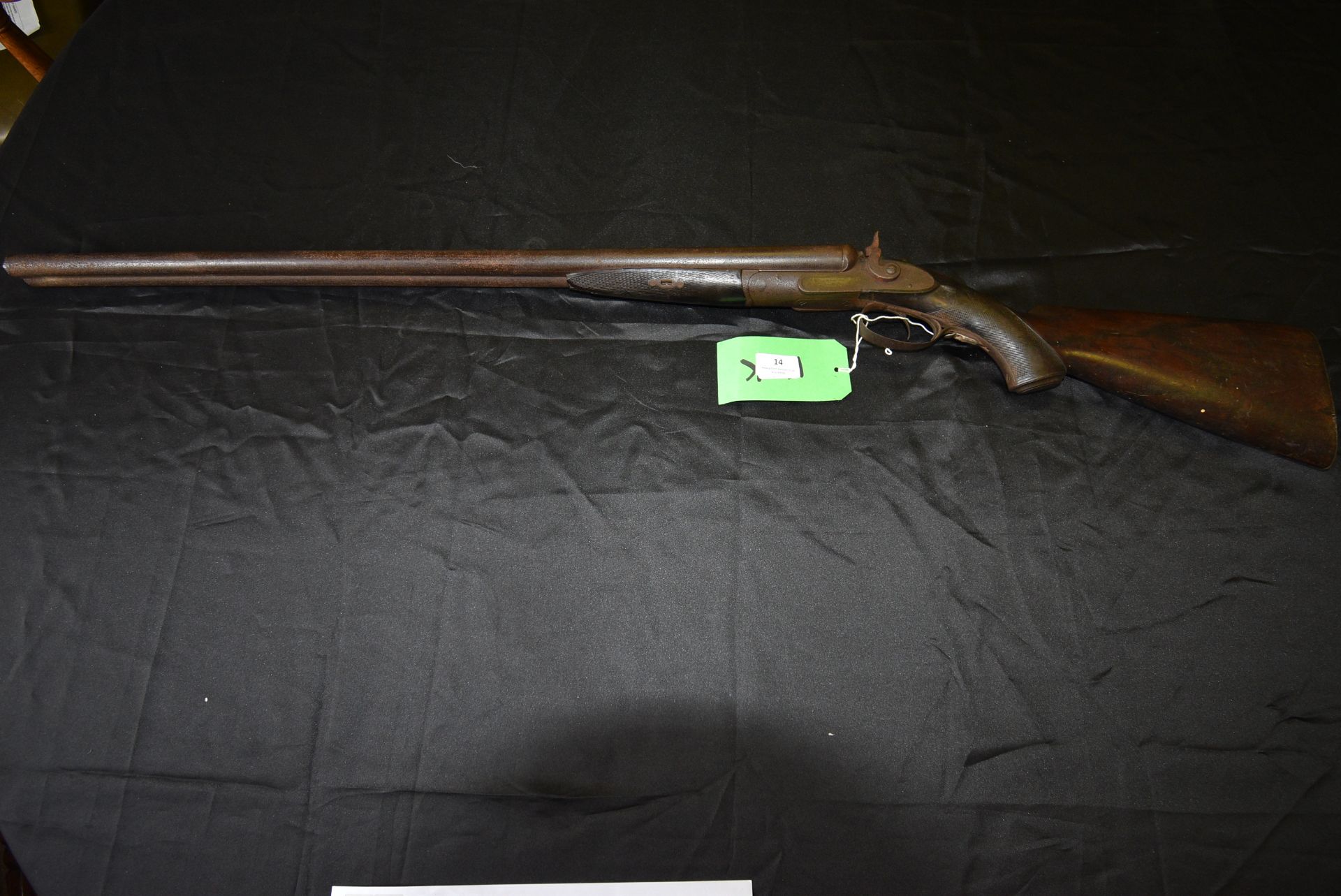 Double Barrel Hamer Action 12-Gauge Shotgun Supplied by E. Balchin of Hull (serial number unknown) - Image 4 of 4