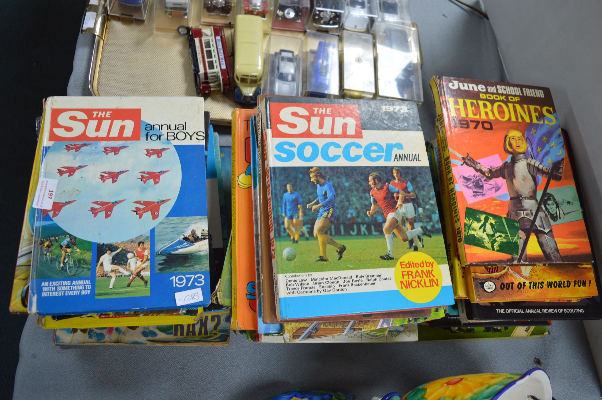 Children's Annuals (mainly 1970's) Including Footb