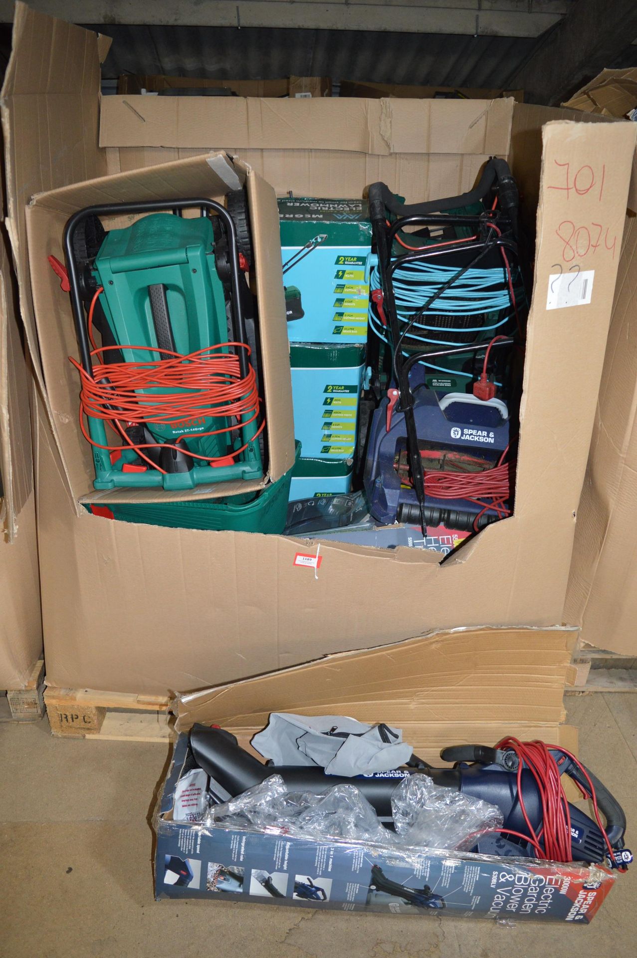 Pallet Containing a Quantity of Lawnmowers, Hedge Trimmers, and Blowers (salvage)
