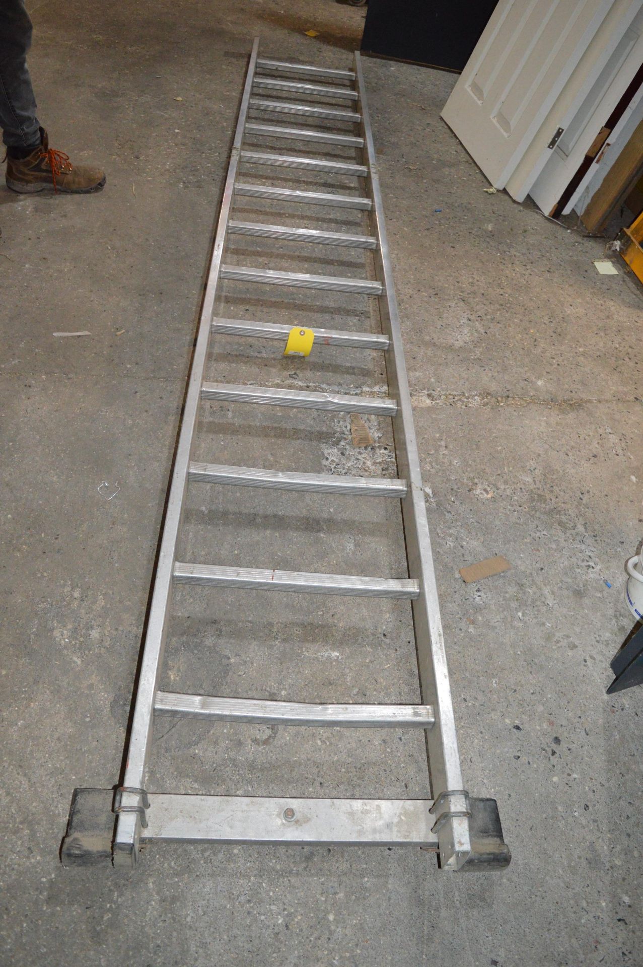 Thirteen Rung Ladder with Stabiliser Foot