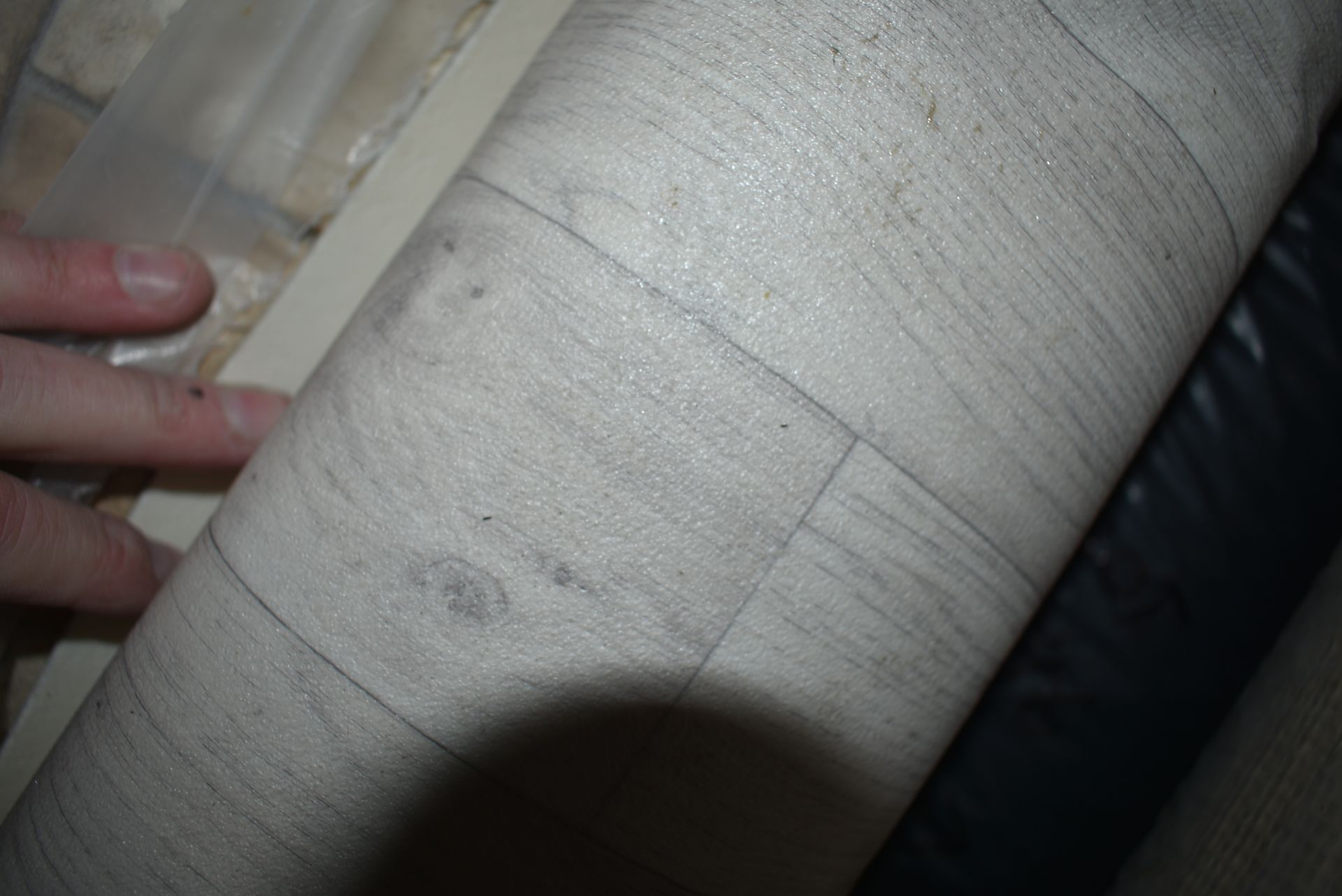 3m x 2m Roll of Pale Grey Wood Effect Vinyl Flooring