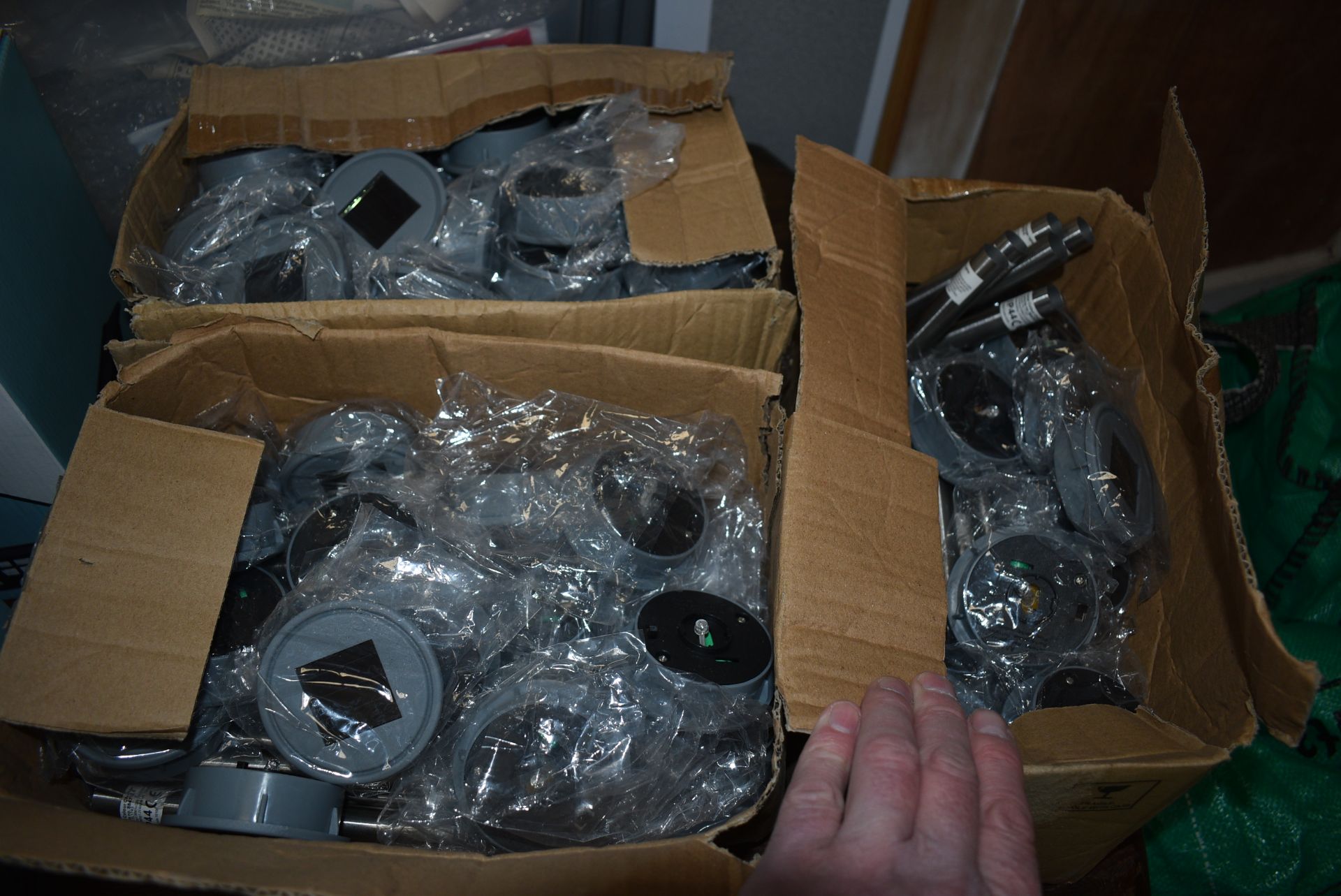 Three Boxes of Solar Lights and Posts - Image 4 of 4