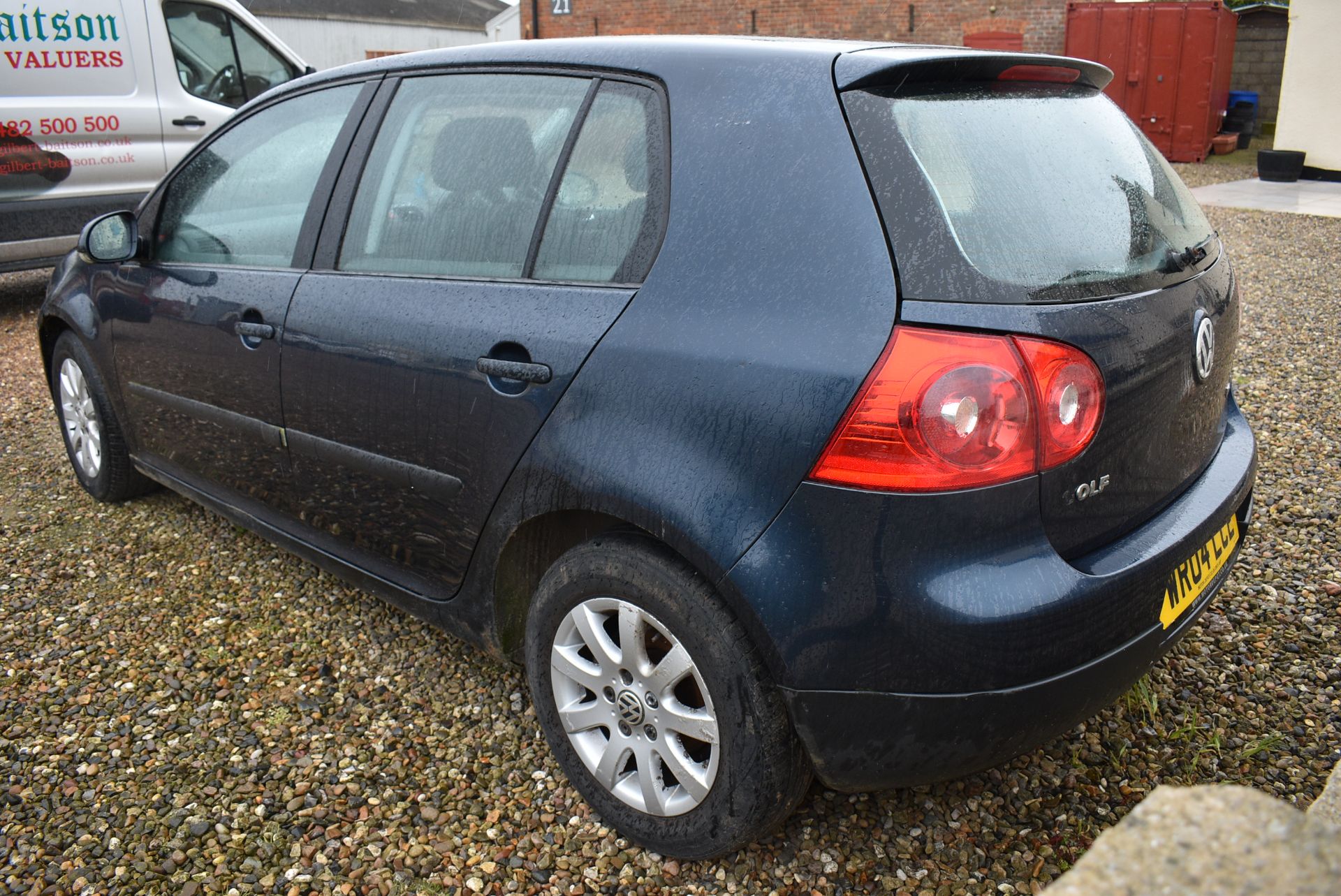 Volkswagen Golf TDI SE 5-Door Hatchback Reg: WR04 LCE, Mileage: 183090 - Image 3 of 13