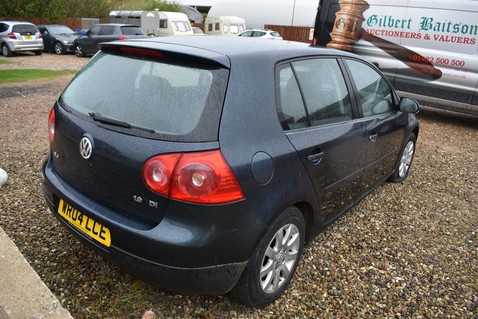 Volkswagen Golf TDI SE 5-Door Hatchback Reg: WR04 LCE, Mileage: 183090 - Image 2 of 13