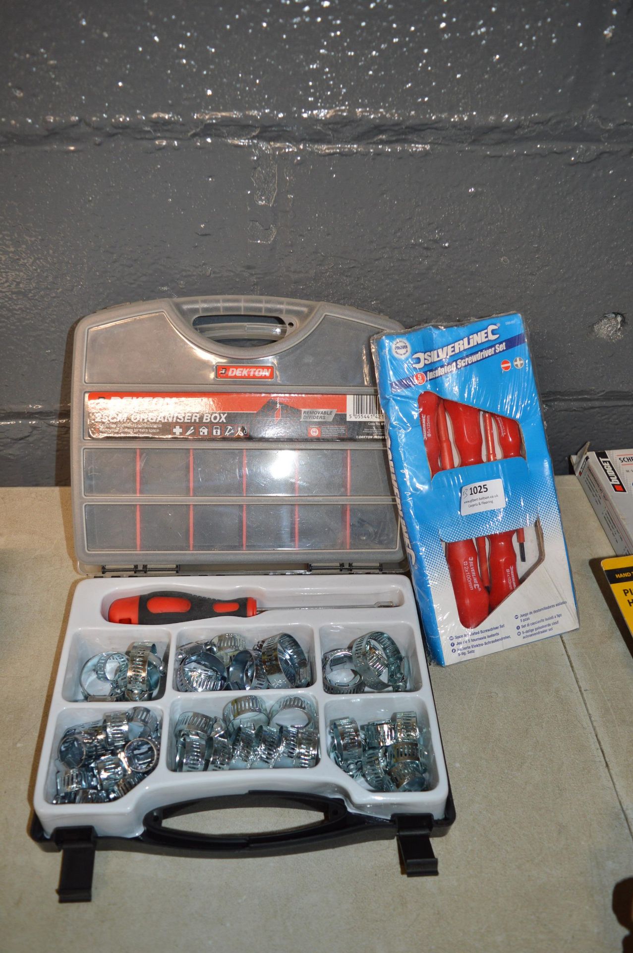 Tidy Tray, Assorted Jubilee Clips, and Silverline Screwdriver Set