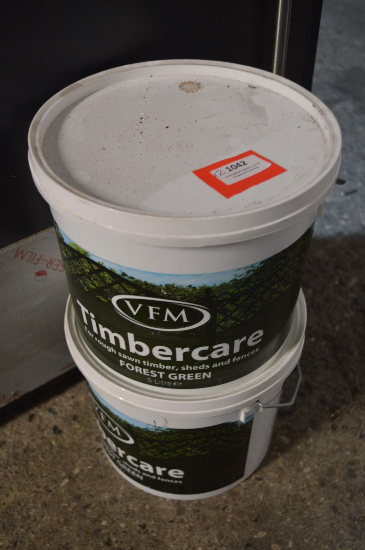 2x 5L of VFN Timbercare Forrest Green