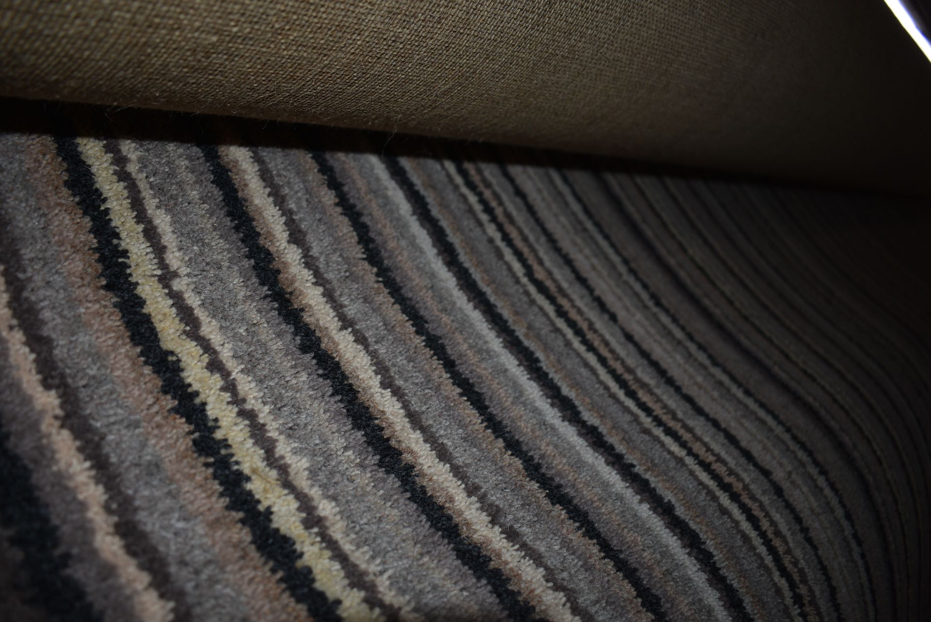4m wide Roll of Multicolour Stripe Carpet - Image 2 of 2