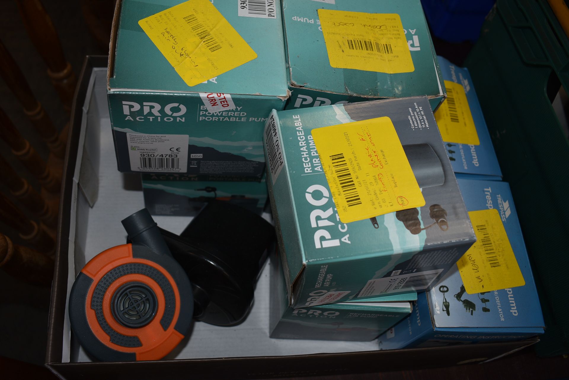 Box of ~8 Battery Powered Portable Pumps