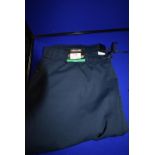 *Kirkland Signature Gent’s Joggers Size: XL