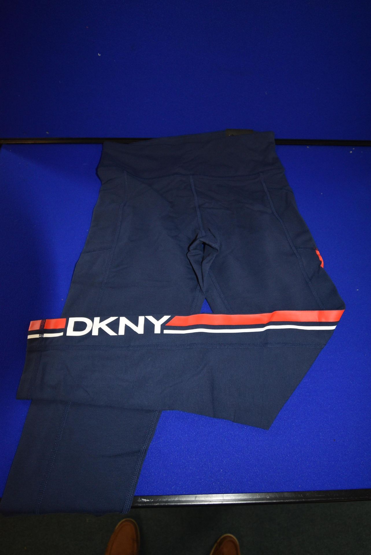 *DKNY Sport Leggings in Navy Size: S