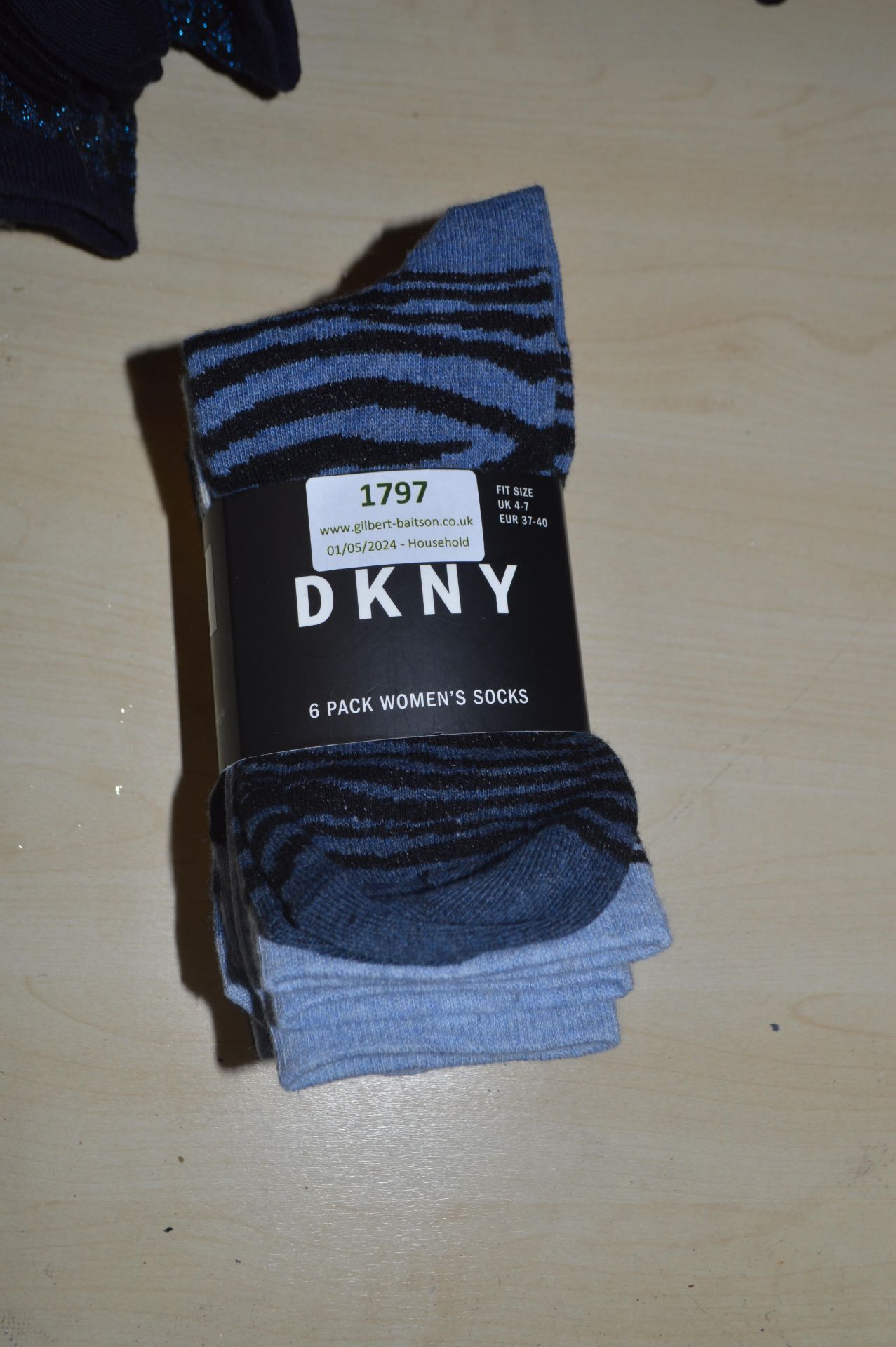 *Six Pairs of DKNY Lady’s Socks Size: 4-7