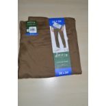 *Orvis Five Pocket Trousers Size: 36x30
