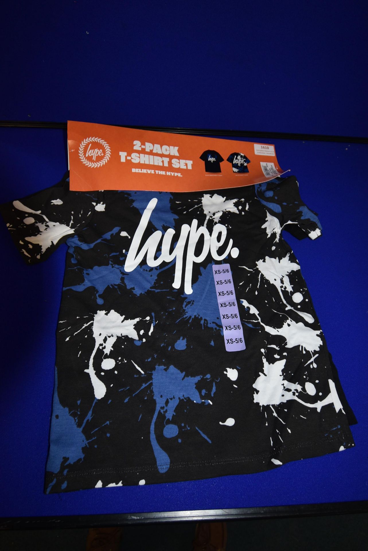 Hype T-Shirts 2pk Size: XS 5-6 years