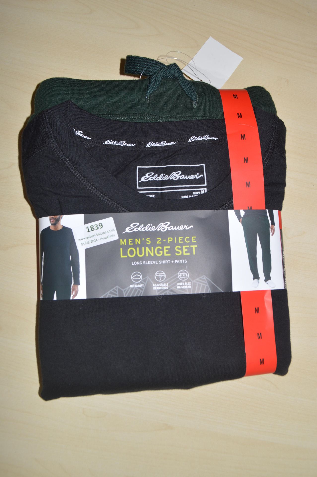 *Eddie Bauer Men’s 2pc Lounge Set Size: M