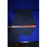 *DKNY Sport Leggings in Navy Size: S