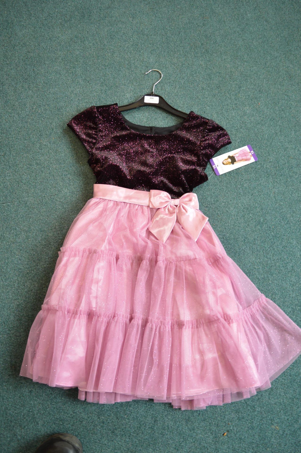 Joana Michelle Girl's Party Dress Size: 10 years