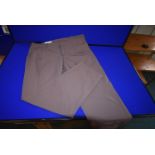 *Kirkland Signature Lady’s Travel Pants Size: 6