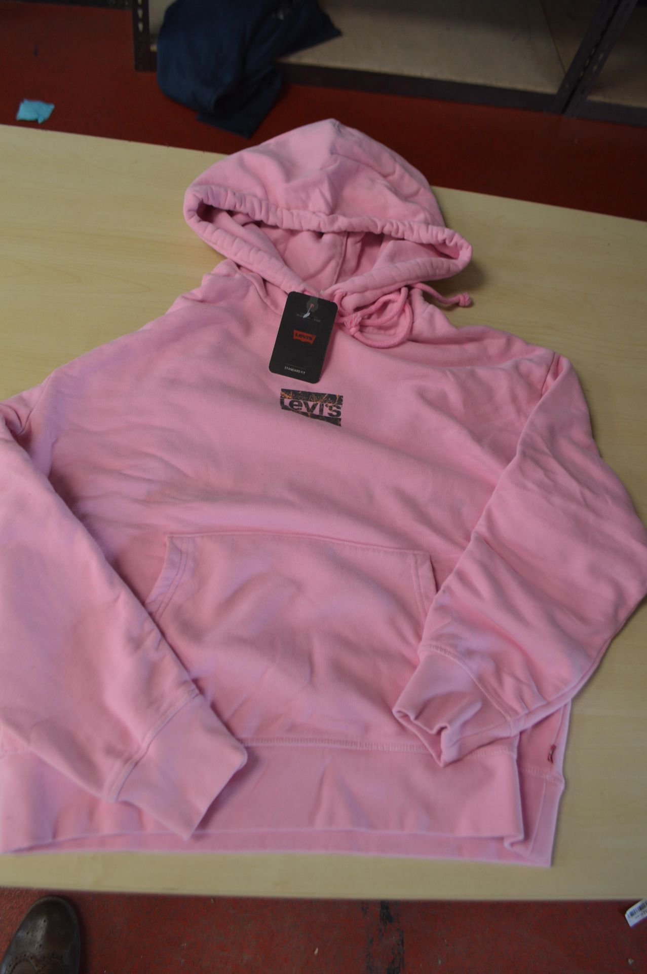 *Levi’s Pink Hoodie Top Size: S