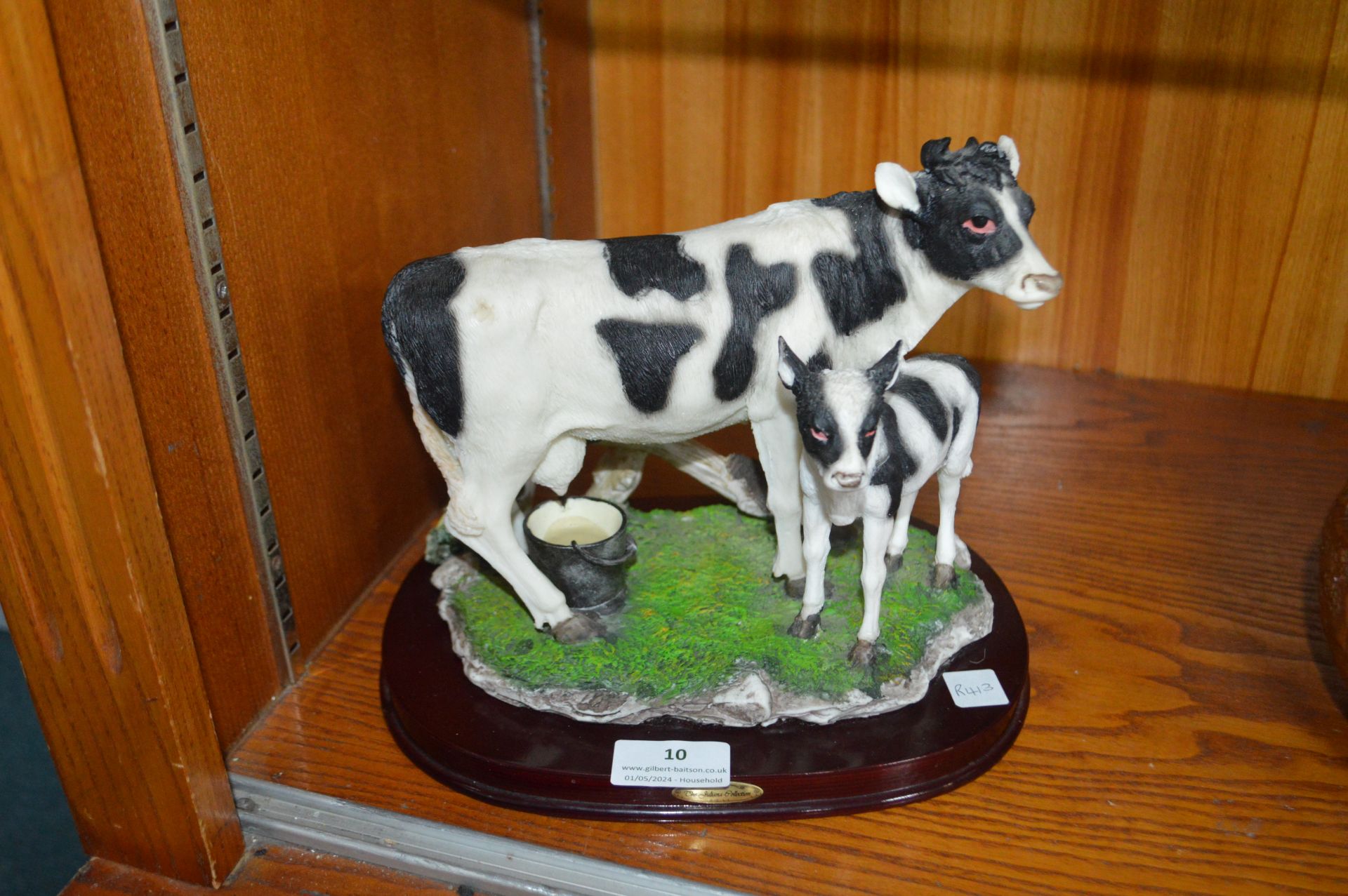 Juliano Collection Cow & Calf Figure