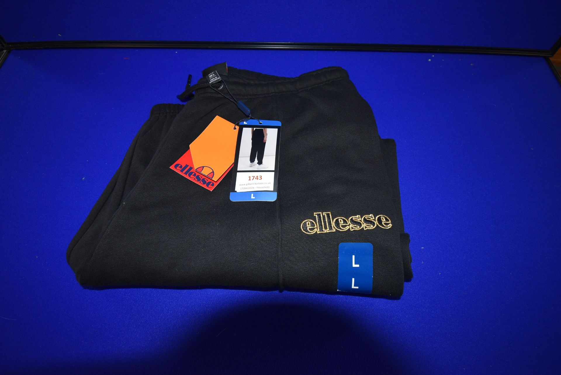 *Ellesse Jogging Bottoms Size: L