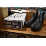 Pair of Eski PU Dealer Boots Size: 7
