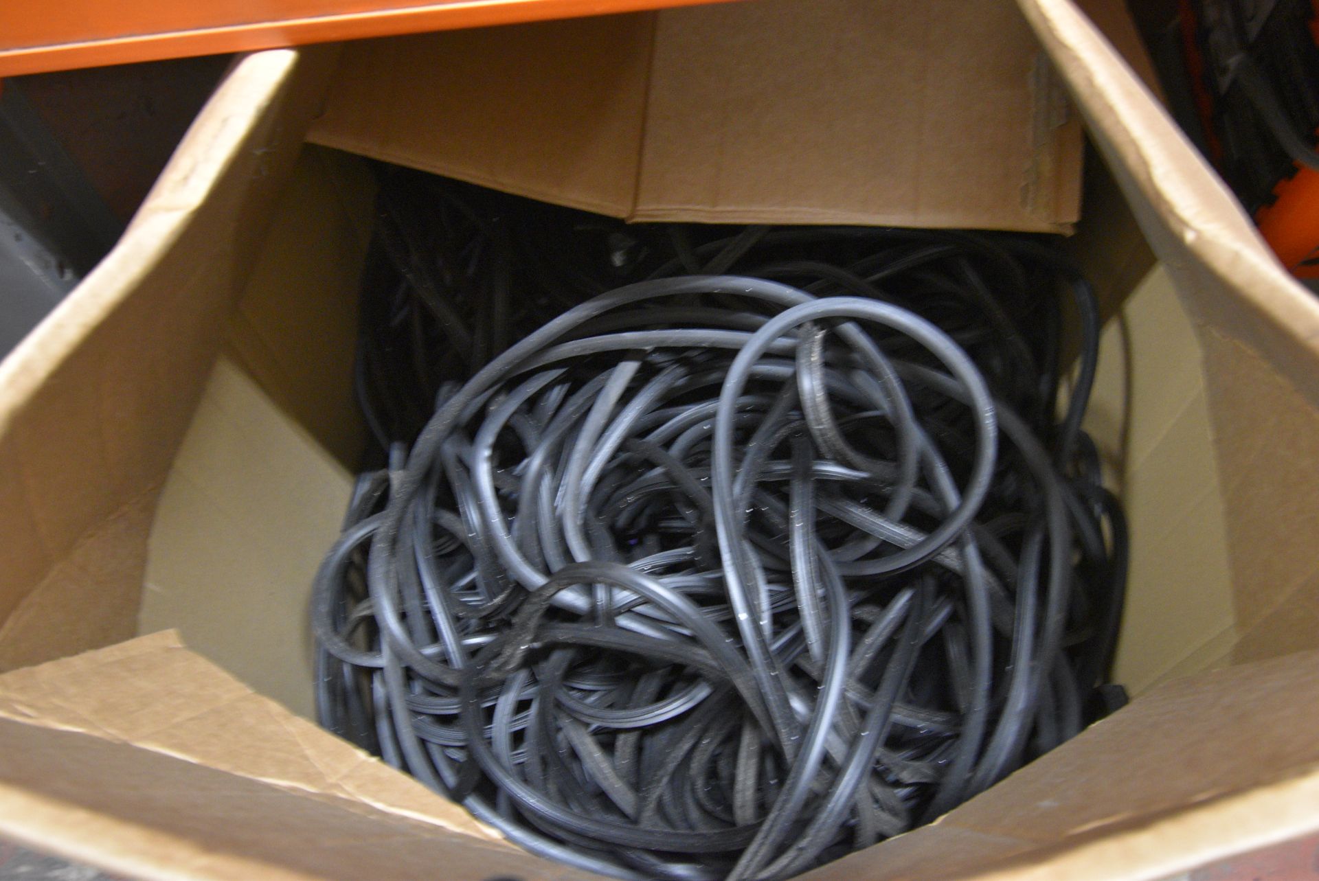 *Four Tubs and a Box of Assorted Extruder Seals - Image 2 of 3