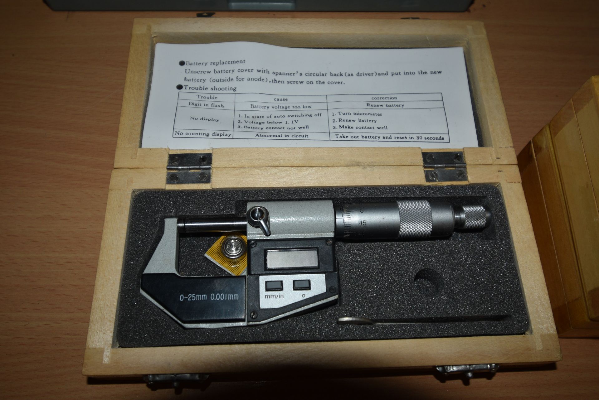 Three 0-25mm Electronic Digital Outside Micrometer - Bild 2 aus 2
