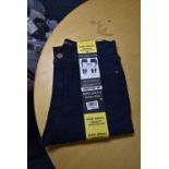 *Bandolino Lady’s Super Stretch Skinny Jeans Size: 8-10