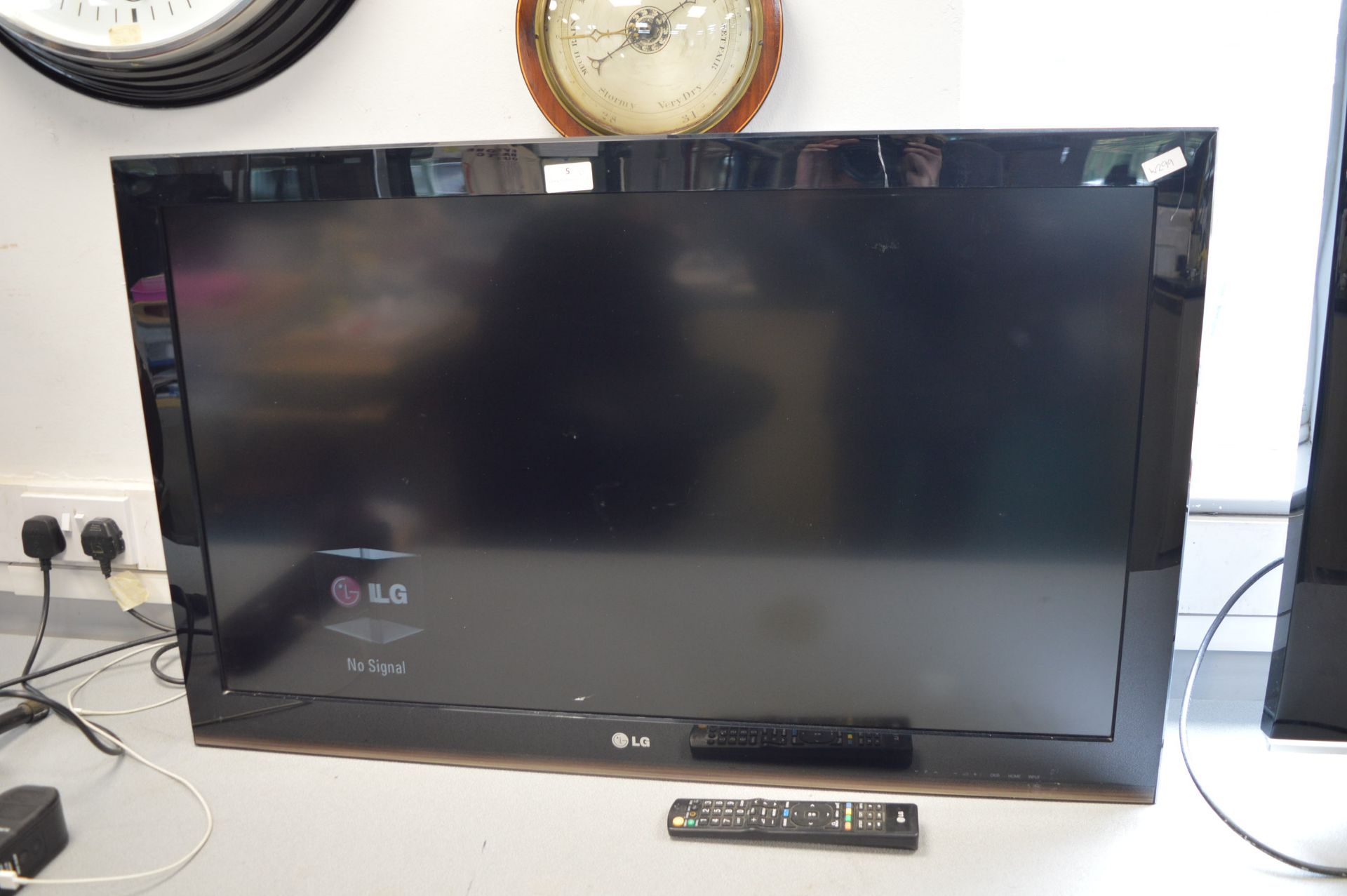 LG 37" TV with Remote (working condition)