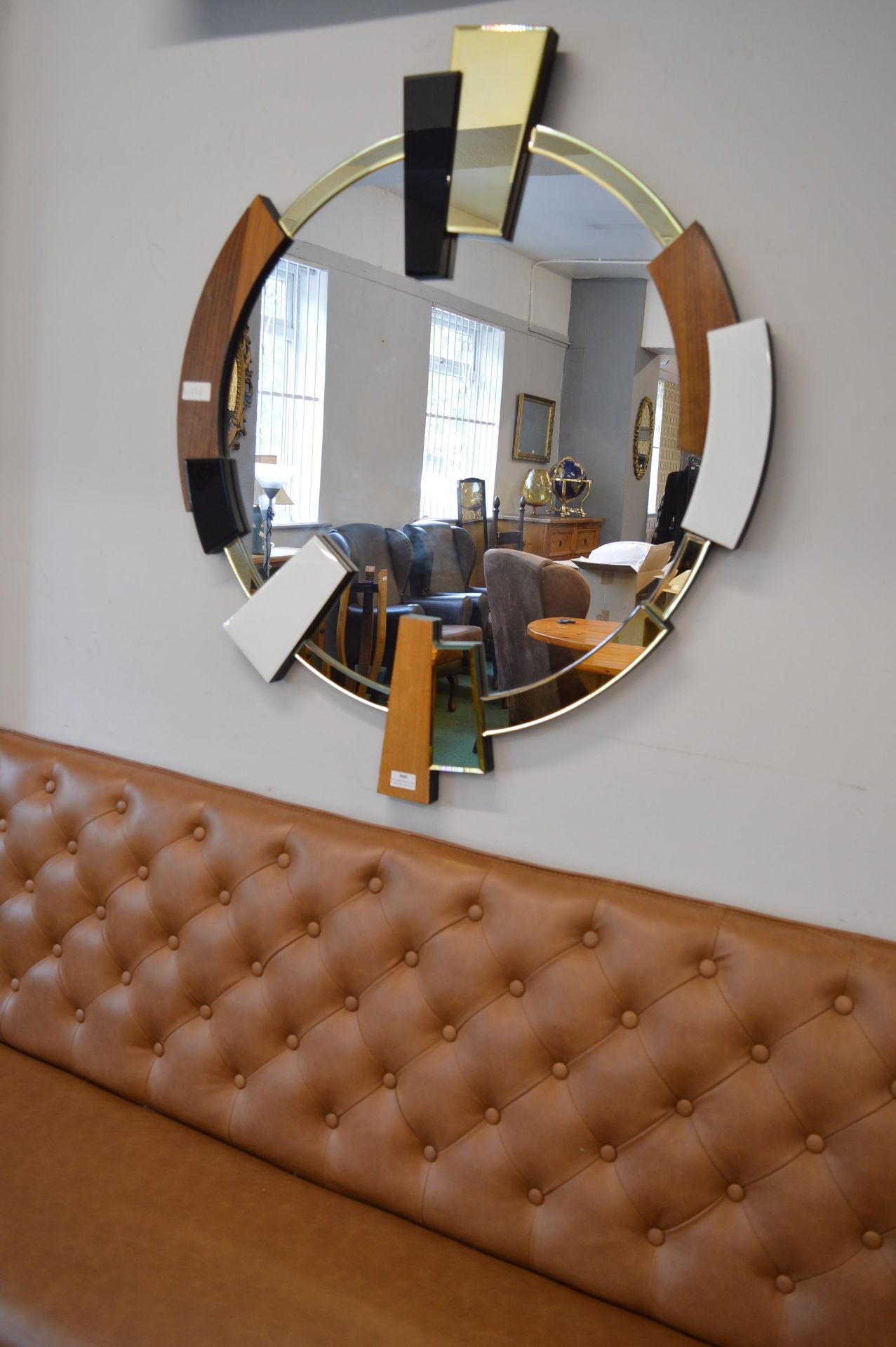 Modern Bevelled Edge Circular Mirror