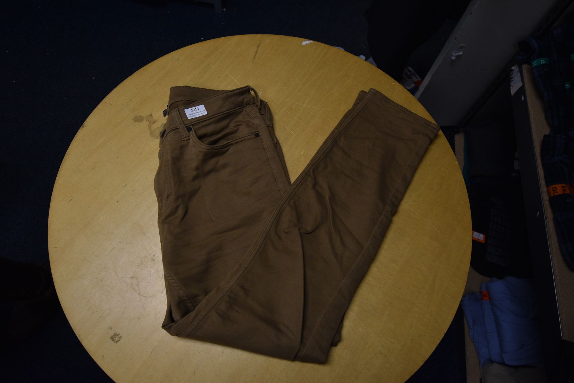 *Orvis Men’s Trousers Size: 32x32