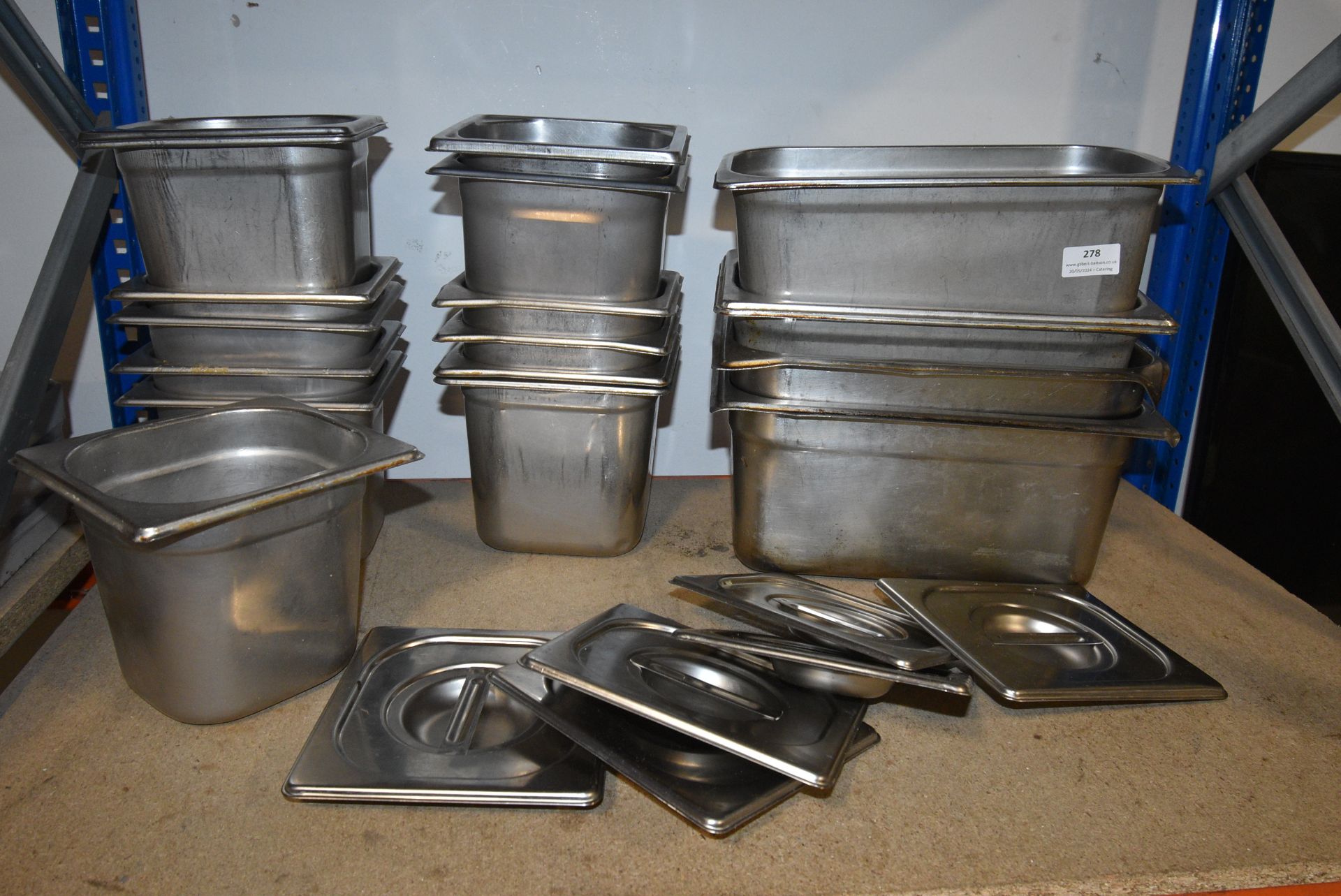 Quantity of Assorted Bain Marie Inserts