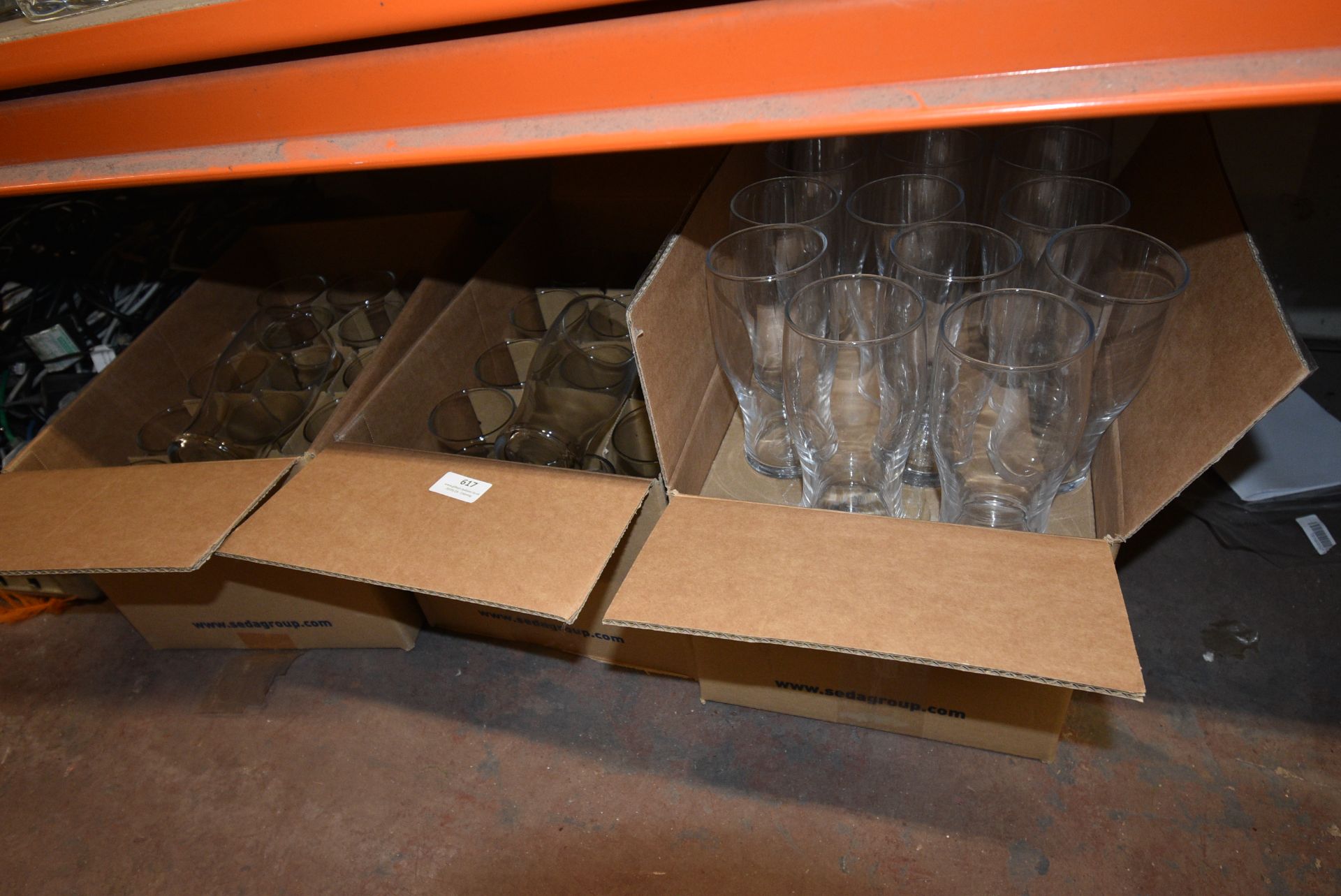 ~50 Unbranded Pint Glasses