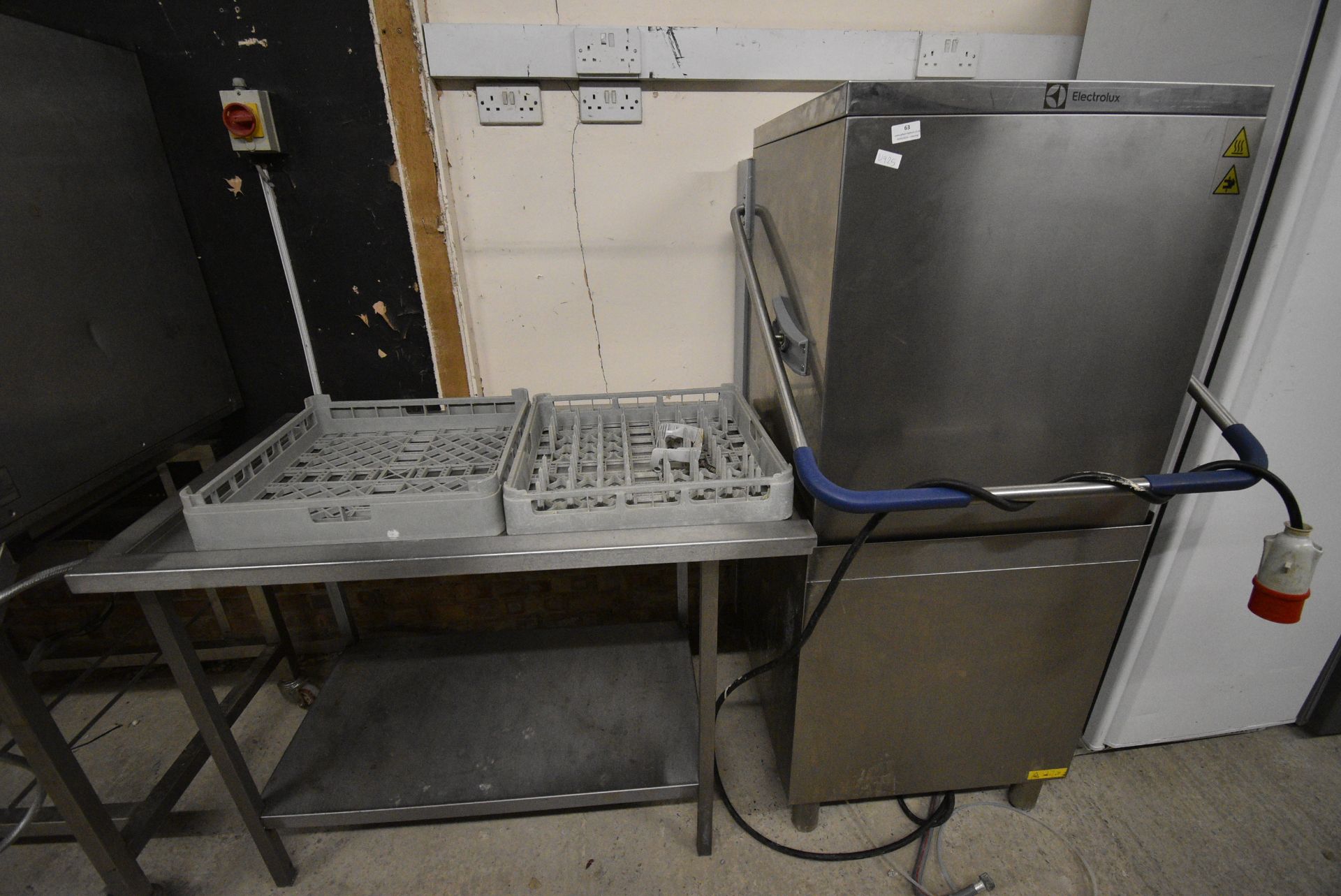 Electrolux Dishwasher with Table