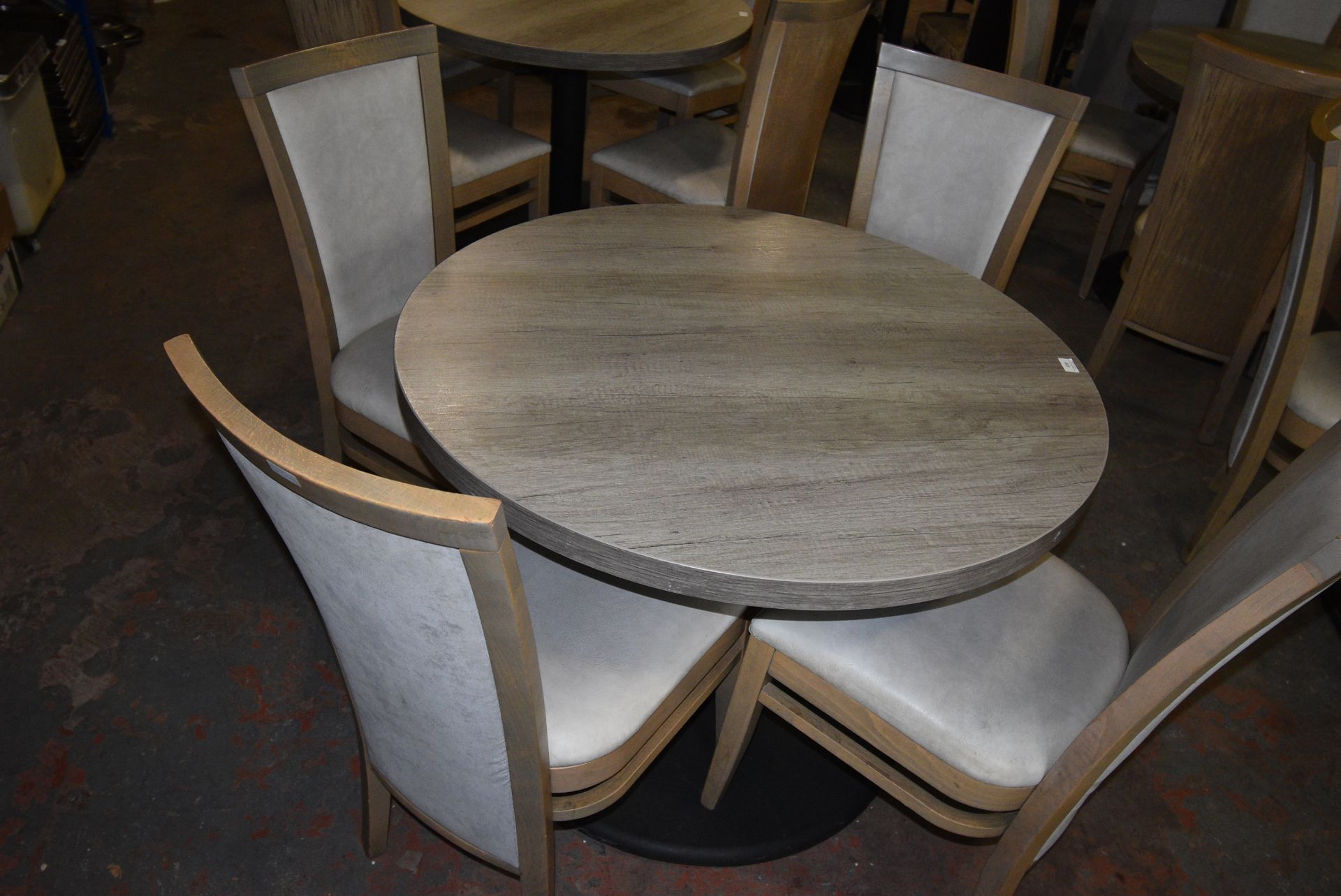 100cm Circular Single Pedestal Table with Four Chairs