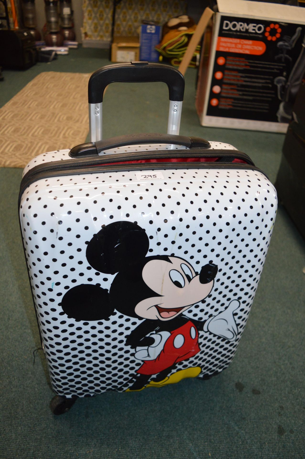 *American Tourister Disney Mickey Moue Carry On Case