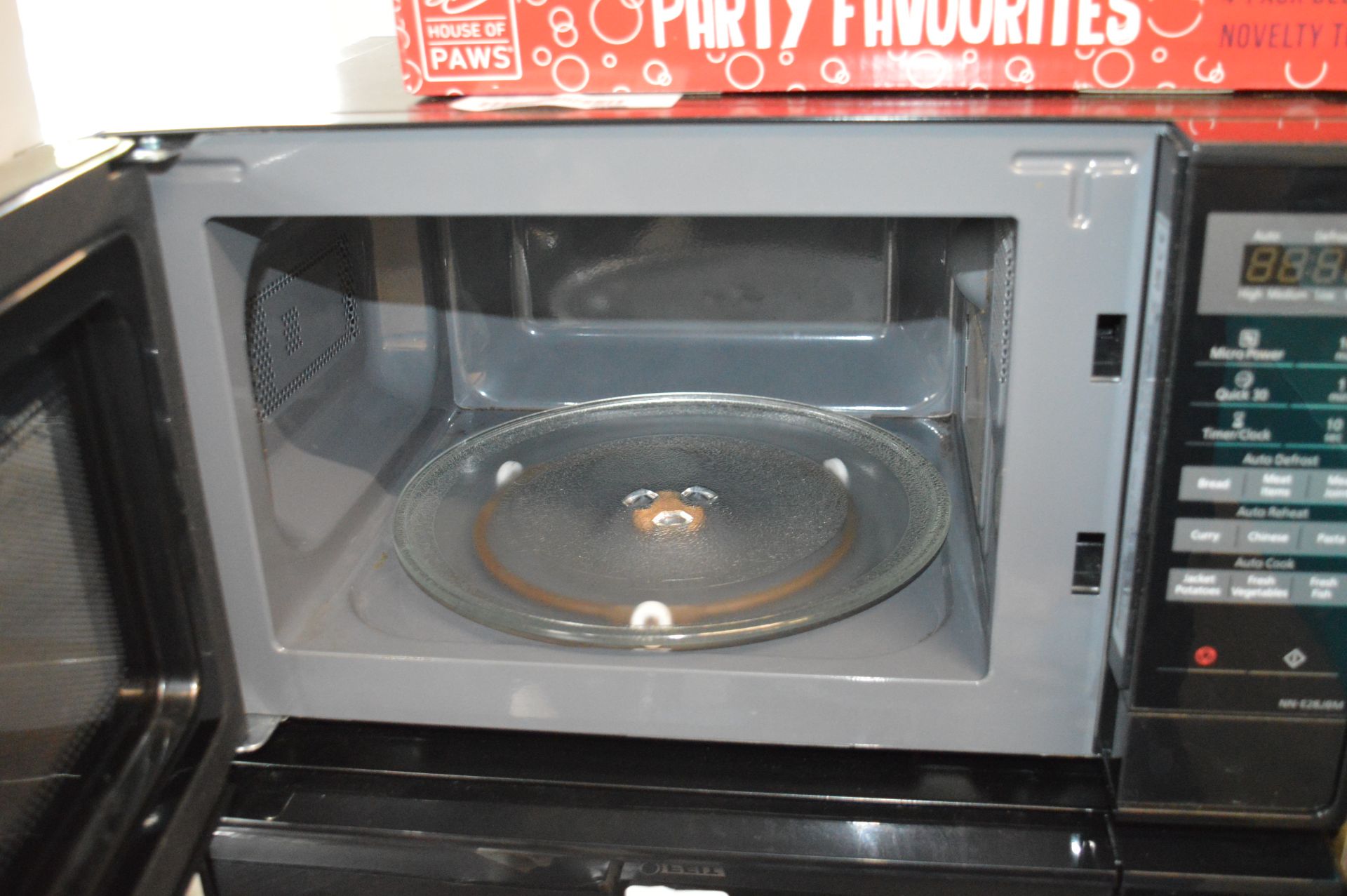 *Panasonic Microwave Oven - Image 2 of 2
